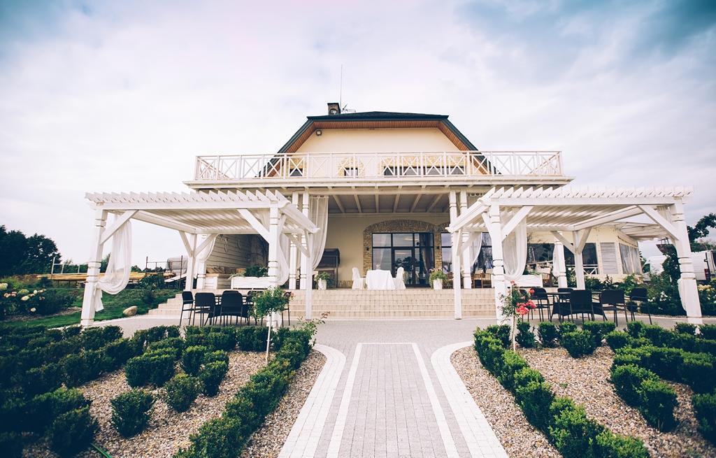 Hotel-Przystan Kikol Exterior foto